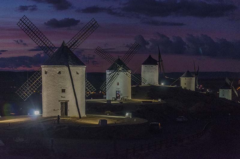 Toledo - Consuegra 57 - molinos de viento.jpg